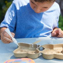 Load image into Gallery viewer, Curious Critters Garden Kits