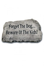 Load image into Gallery viewer, Statuary- Garden Greetings Stones- 10"
